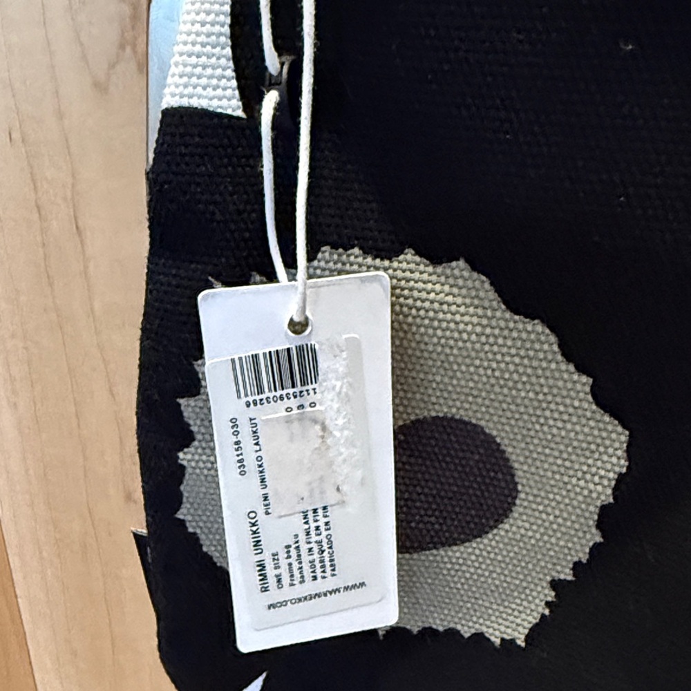 Marimekko Black, White & Olive Unikko Crossbody Pouch - Picture 8 of 9